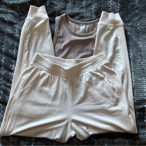 Jockey Cream Women's lounge set w/ tank